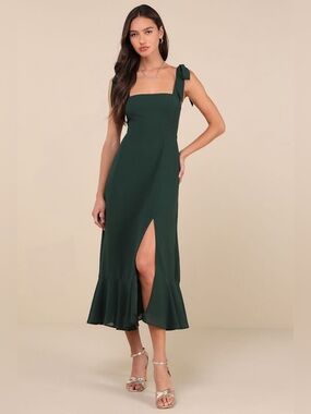 LULU'S Summer Invite Emerald
Green Tie-Strap Tiered Midi Dress